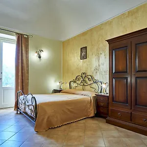 Vakantieboerderij Agriturismo Conte Ruggero, Centuripe